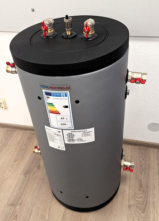 HPTh-010-120-GP-PU higiēniskā akumulācijas tvertne ar siltummaini